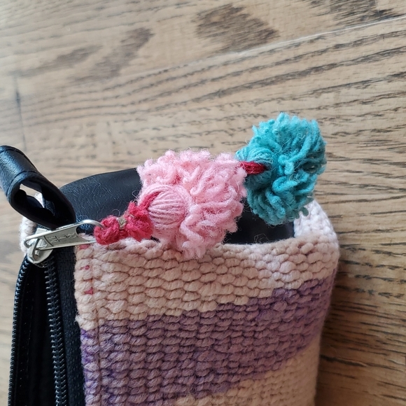 Inka Traditions Peruvian Wool Case - Picture 5 of 7